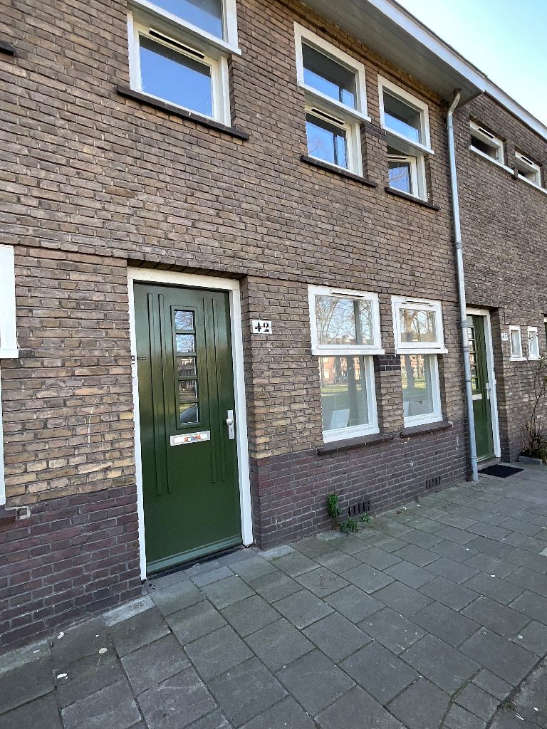 Tussenwoning te huur: Willem van Nassaulaan 42, De Muntel 'S-Hertogenbosch