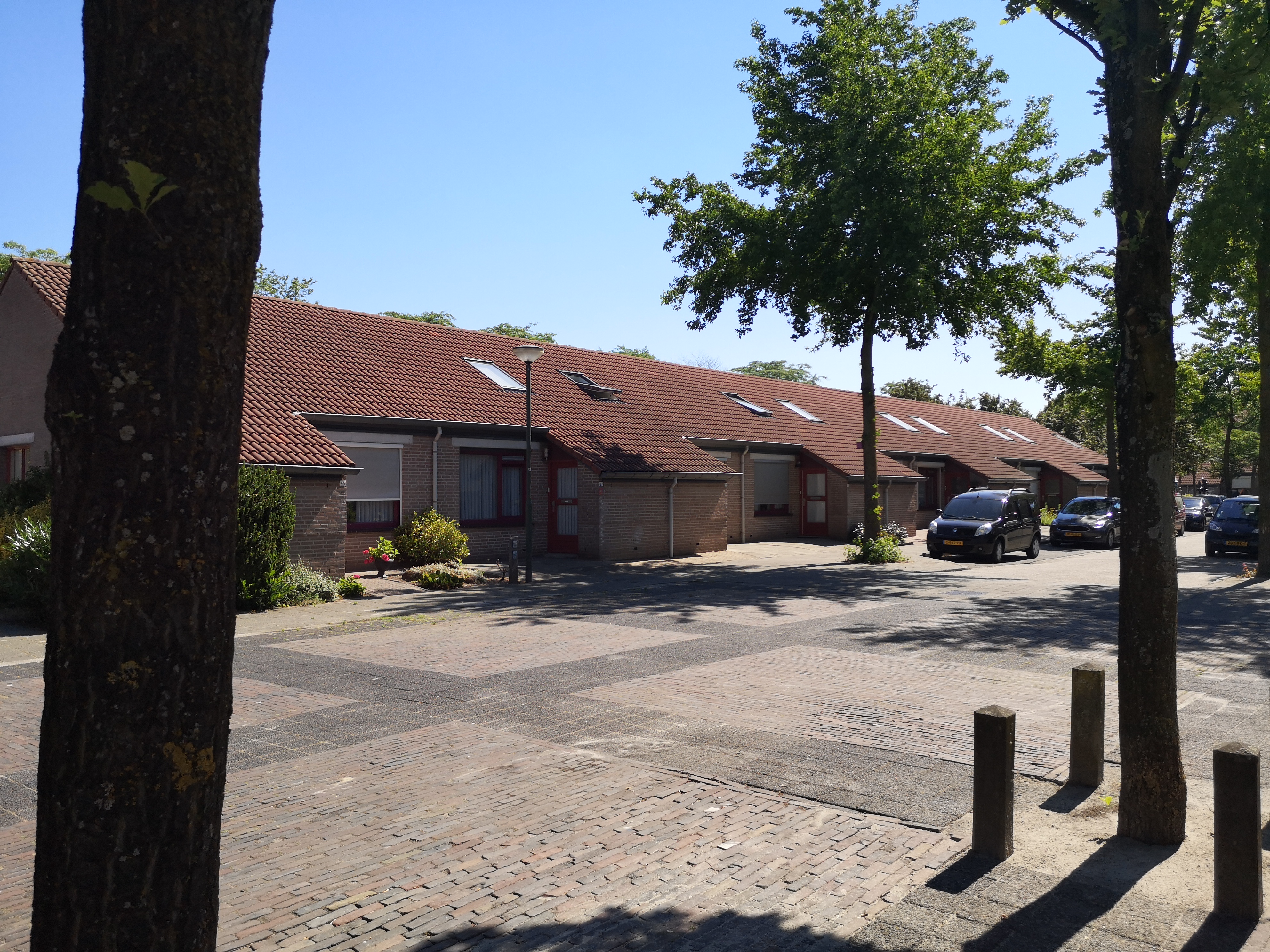 Hoekwoning te huur: Diepenbrockstraat 25, Plein 1 Schijndel