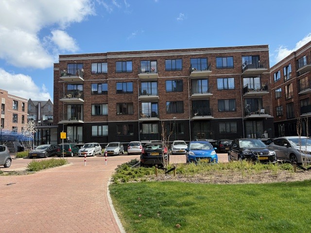 Apartment for rent: Kloosterhof 4-03, Veghel Centrum Veghel