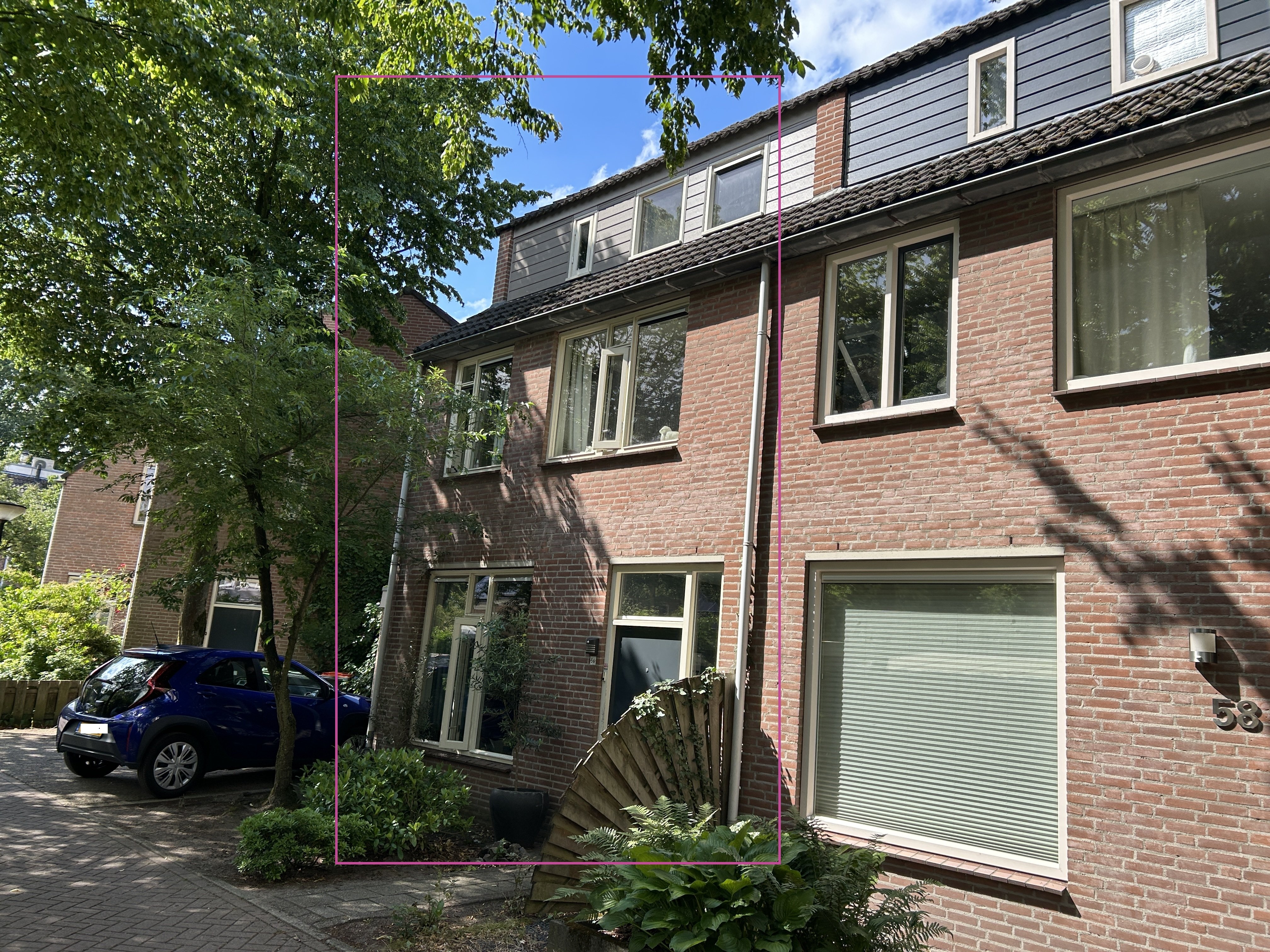 Corner house for rent: Buskeshoeven 56, Sparrenburg Rosmalen