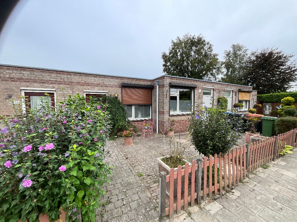 Tussenwoning te huur: Schout bij Nachtlaan 11, De Kruiskamp 'S-Hertogenbosch